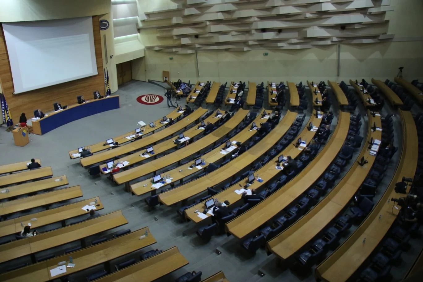 Zakon o Sudu BiH nije dobio entitetsku većinu, ide na dodatno usaglašavanje