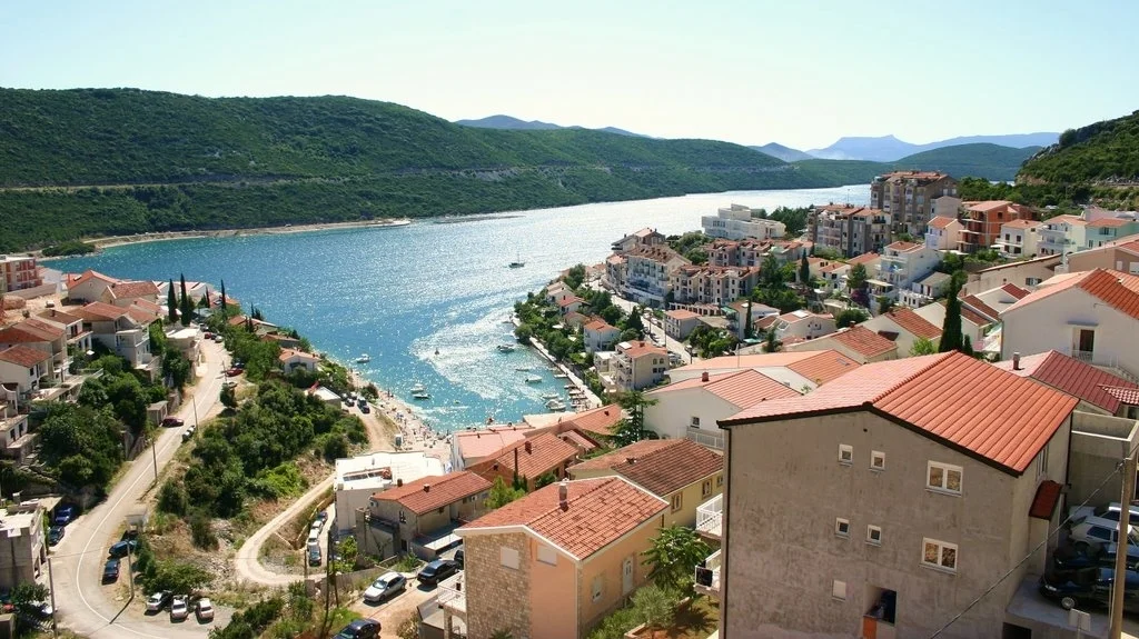 Policija otkrila plantažu marihuane u Neumu, uhapšena jedna osoba