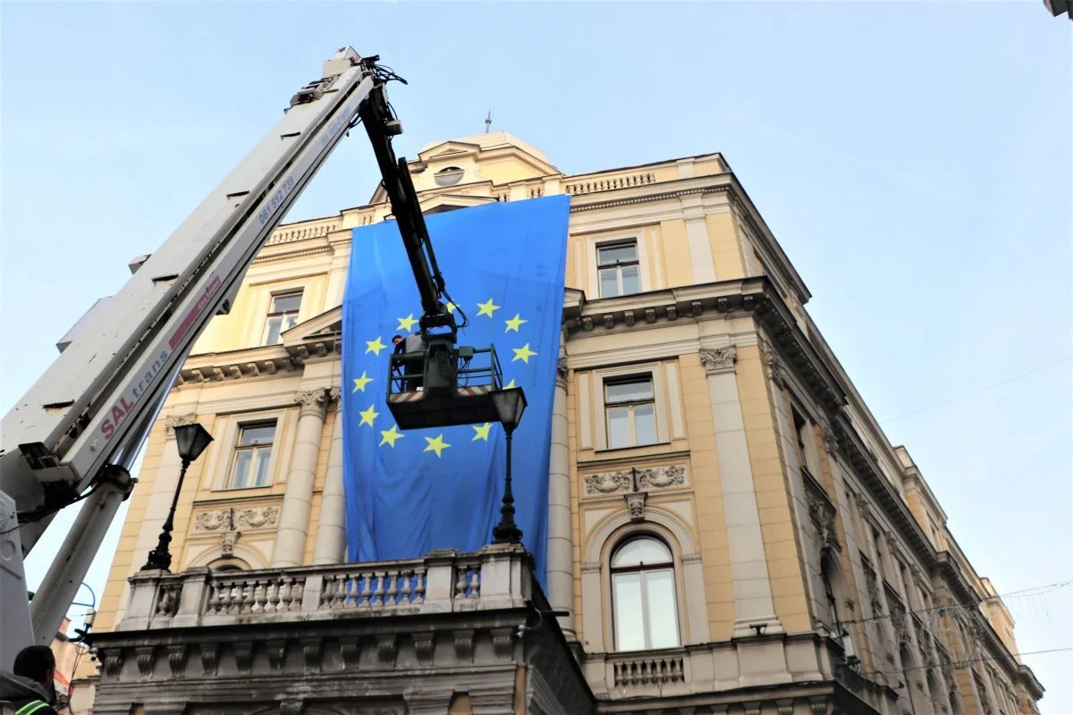 Poruka iz Brisela: Ako BiH ne ispuni reforme, stotine miliona dobiće komšije