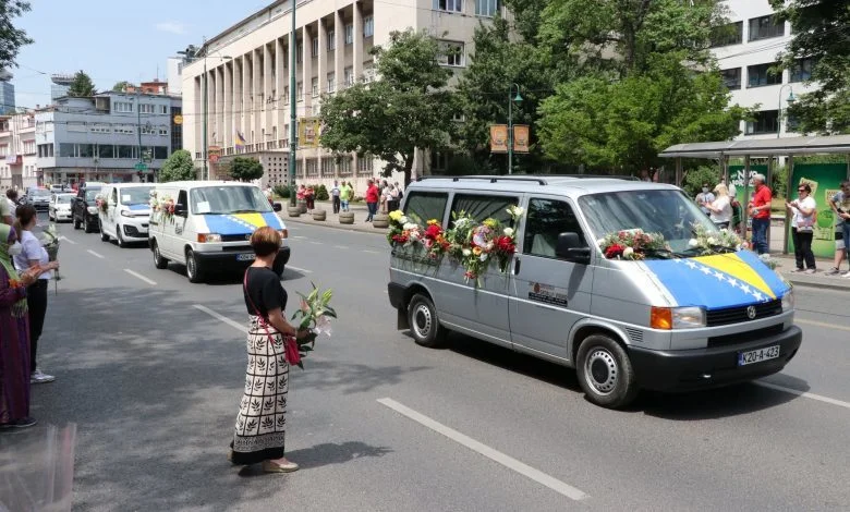 Tužna kolona sa posmrtnim ostacima 10 žrtava genocida danas će biti ispraćena za Potočare