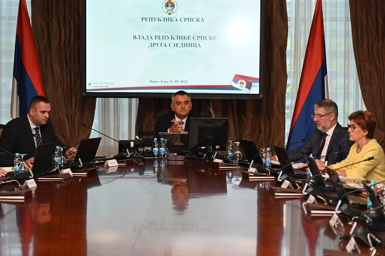 Kredit za kreditom: RS dnevno zadužuje građane 9,8 miliona KM