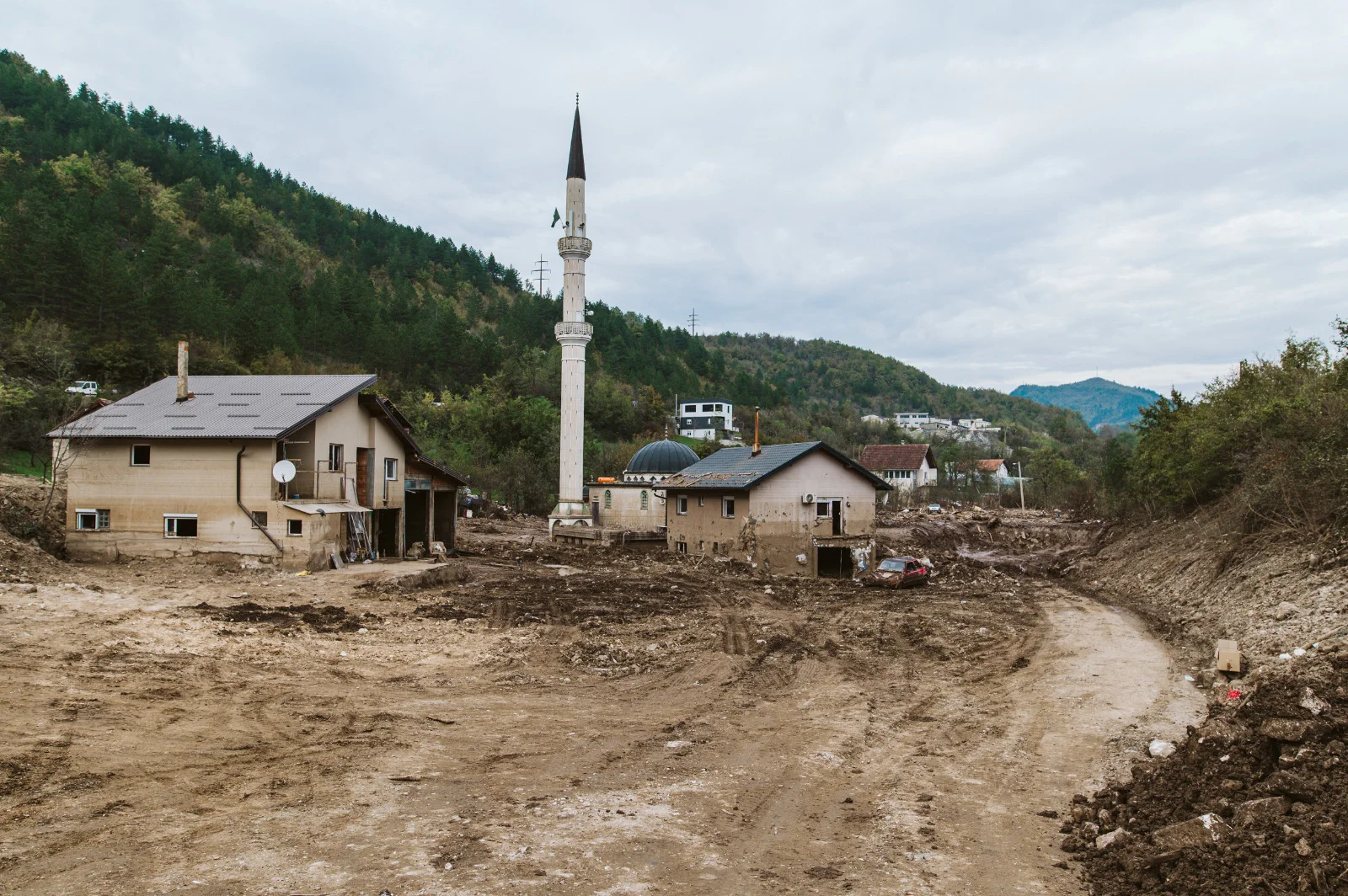 Netransparentna raspodjela sredstava, gdje su završili milioni za poplavljene?
