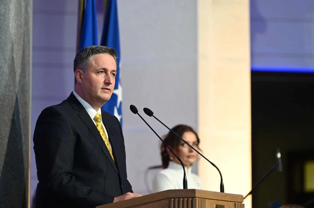 Bećirović uputio saučešće povodom smrti generala Hasana Efendića