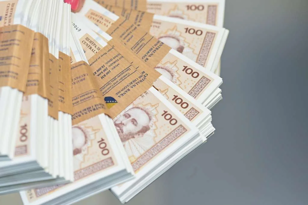 Svjetska banka upozorava da dug nije problem, ali način potrošnje jeste