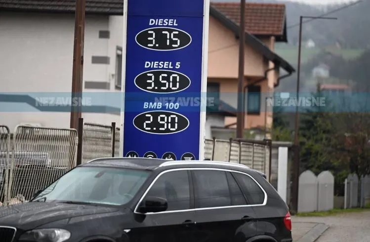Zavlačenje obje ruke u džep građana, ko profitira od poskupljenja goriva?