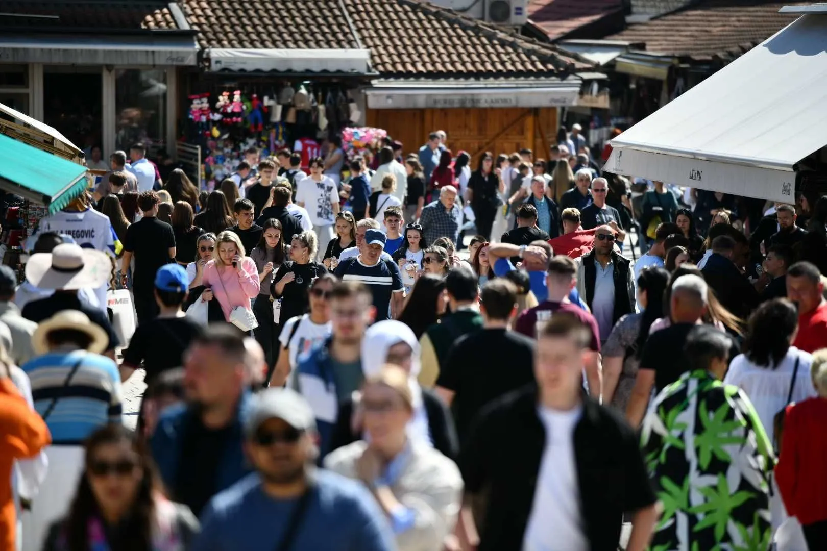 Očekuje nas sunčan i vruć dan, temperature idu do 40 stepeni