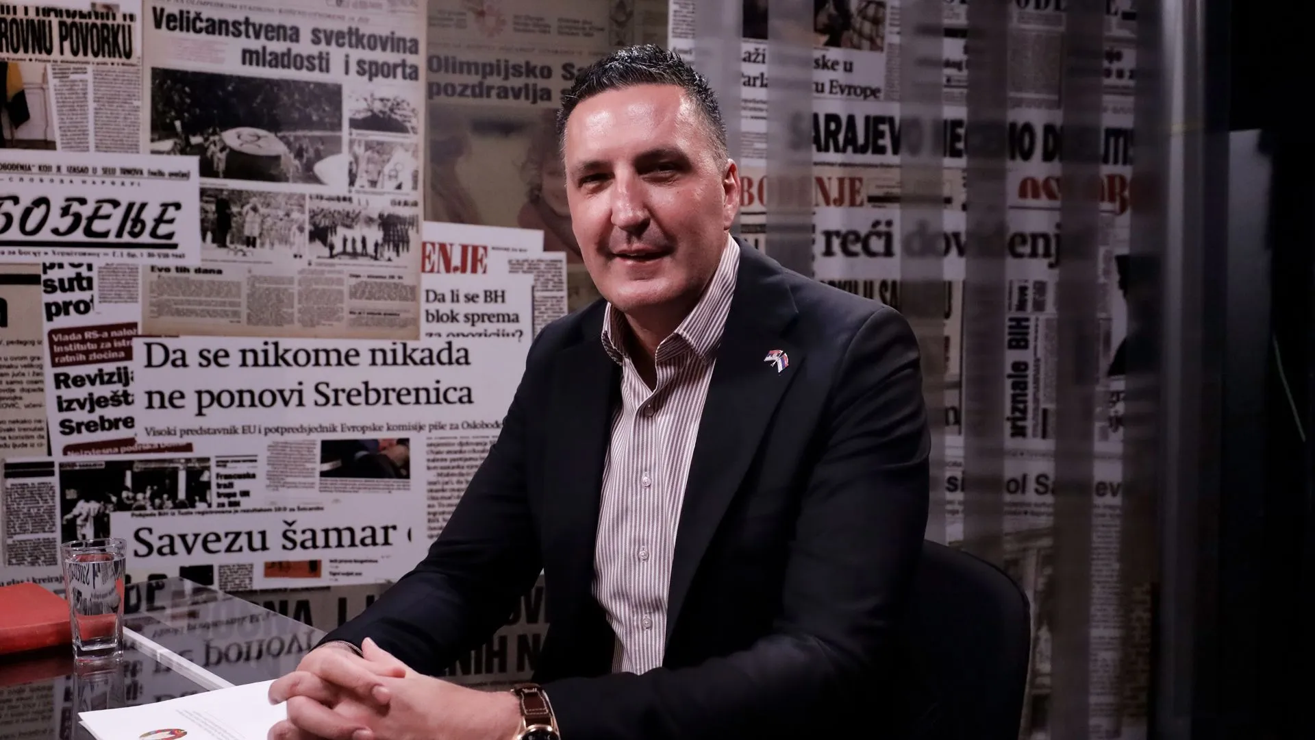 Elek dobio krivičnu prijavu za negiranje genocida, SIPA ga pozvala na razgovor