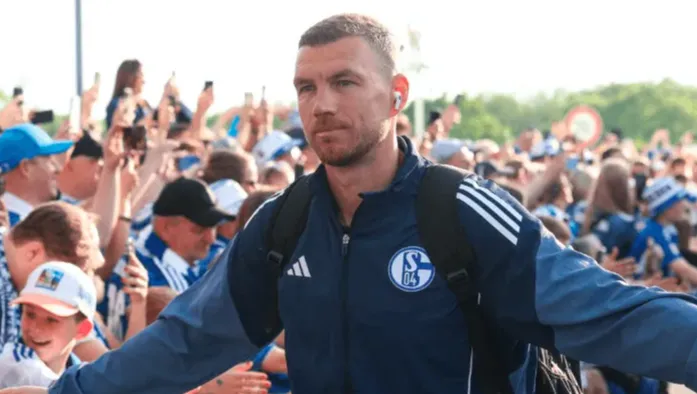 Dugi pregovori su završeni, Edin Džeko i Schalke će nastaviti saradnju