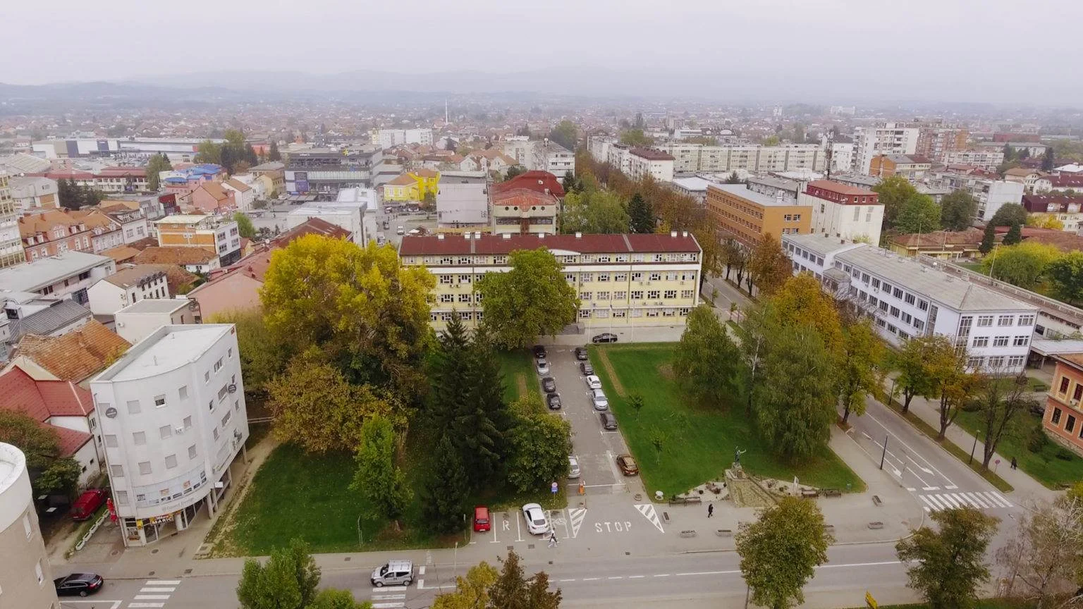 Mnogo kamenja, premalo priznanja - slika 3