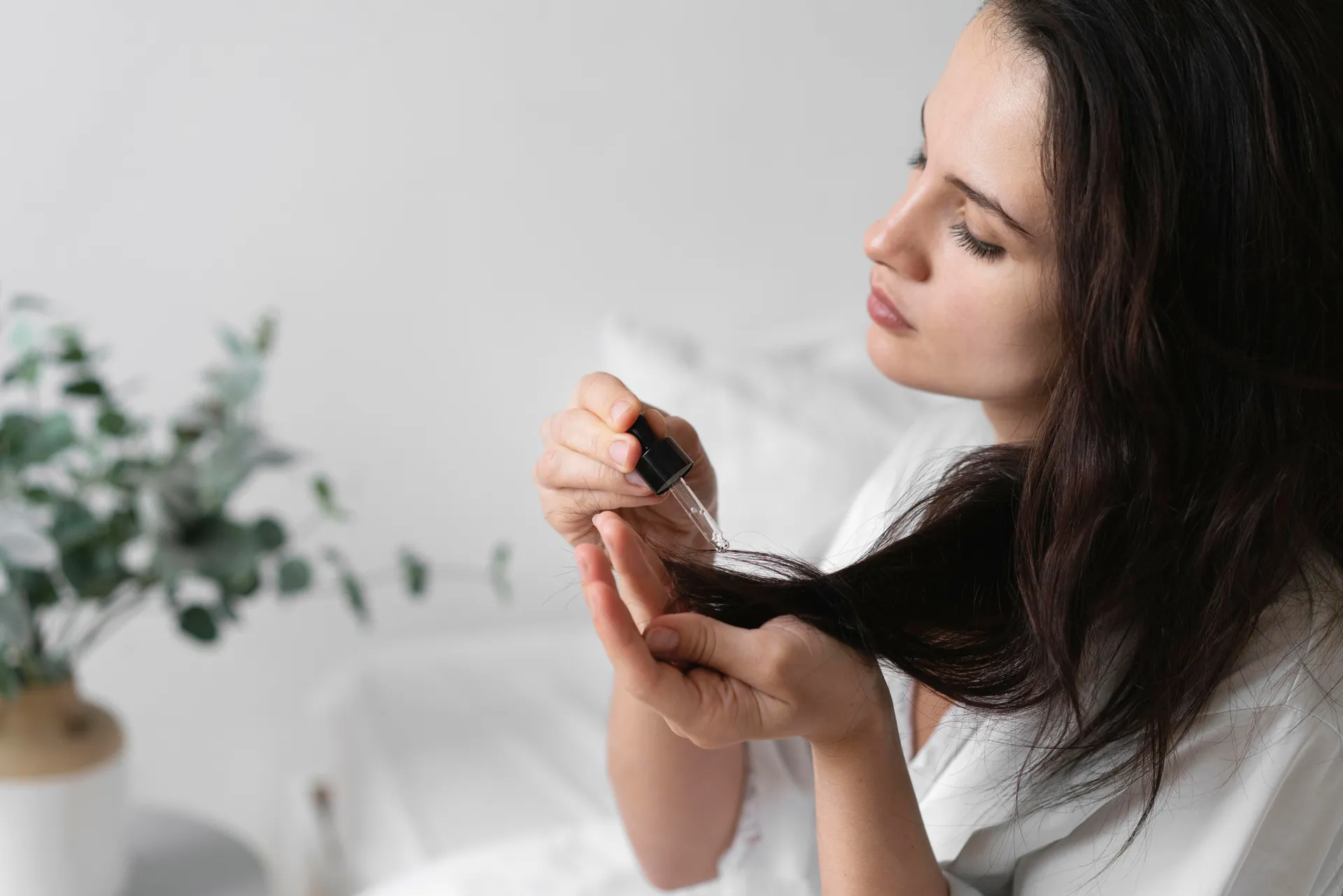 Ovaj beauty trik je zaludio žene, kosa će vam biti sjajna ako ovo stavite pred spavanje