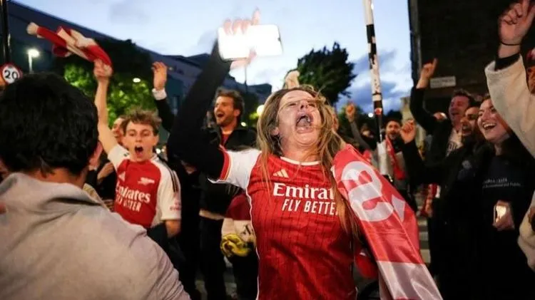 Vatromet i TikTok pesma: Arsenal šampion Premijer lige posle 22 godine