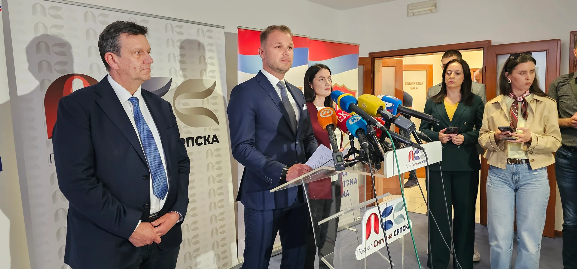 Imena uskoro na stolu