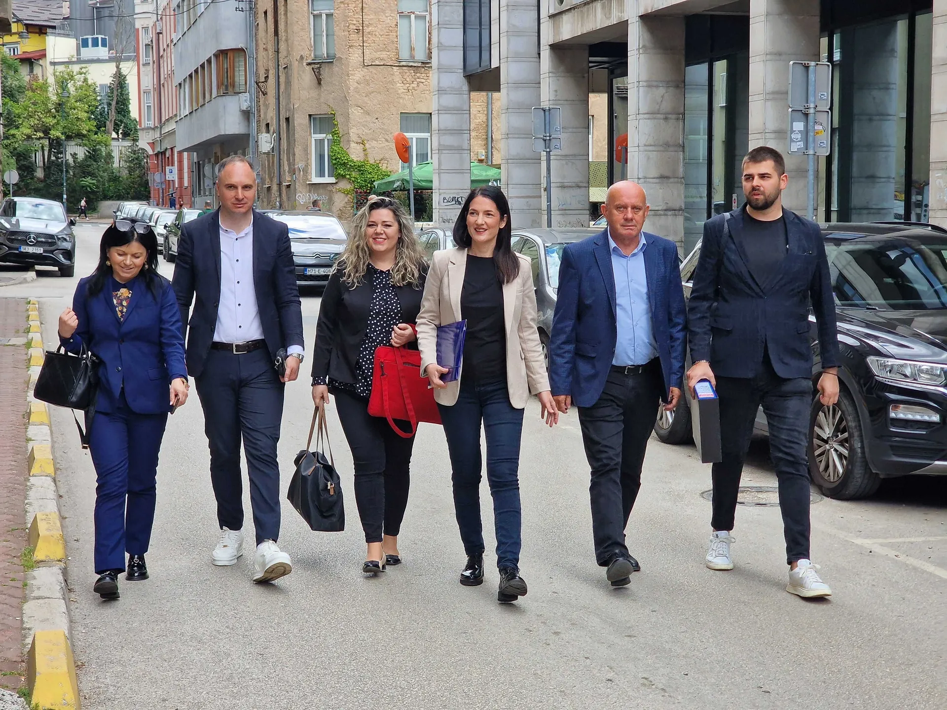 Narodni front predao prijavu za ovjeru političkog subjekta