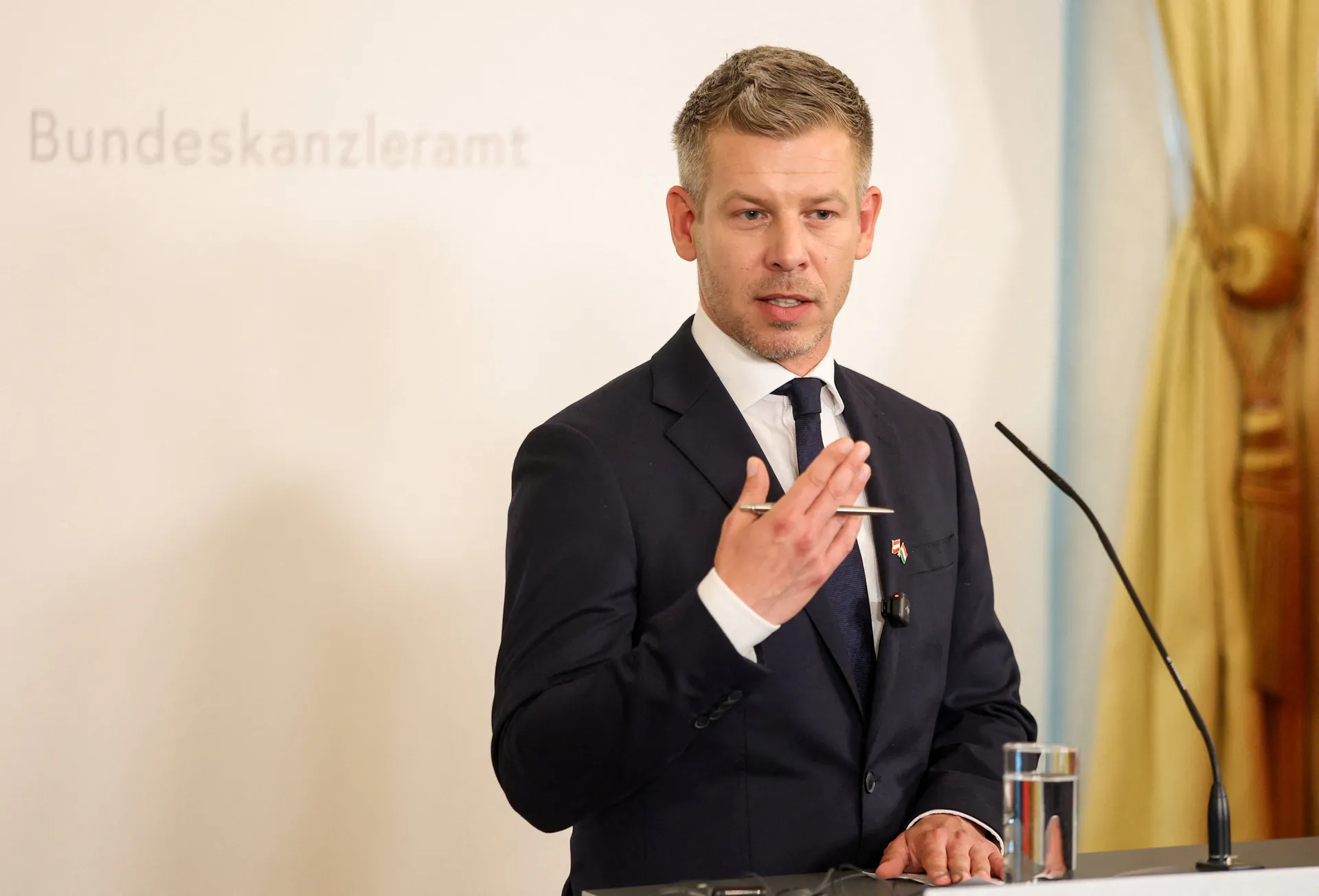 Magyar poslao pismo Bećiroviću i otkrio kakvu će politiku Mađarska voditi prema BiH