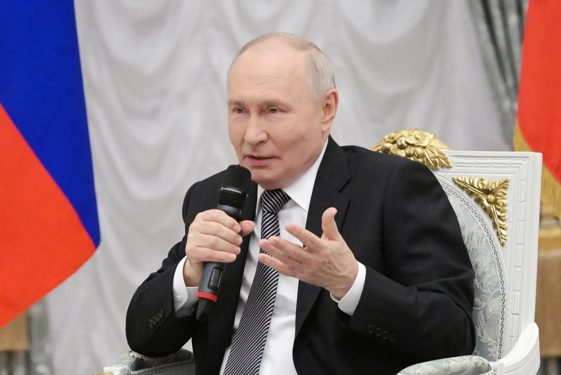 Putin već 196 dana nije posjetio skoro nijednu rusku regiju, navodno je u strahu