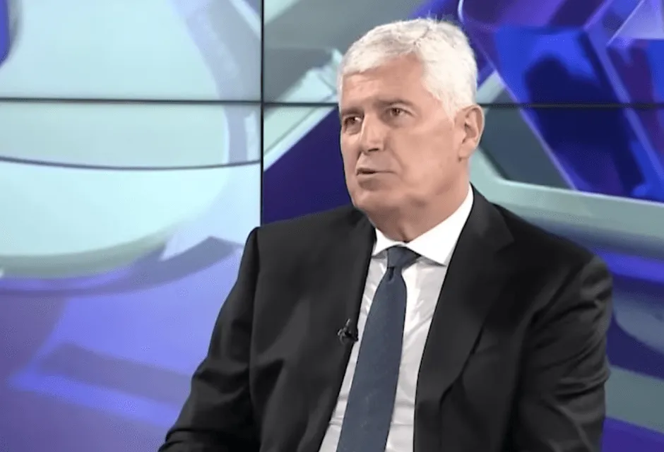 Čović kaže da Schmidt prije 15 dana nije uopšte razmišljao o ostavci