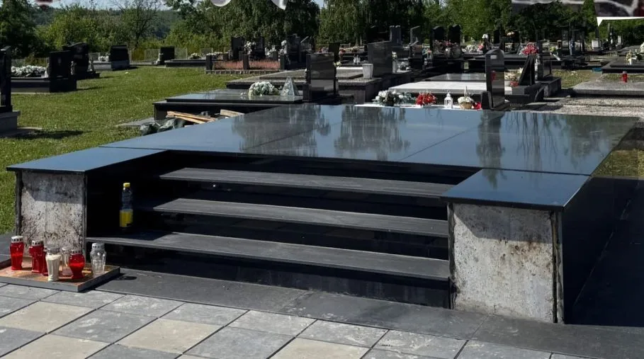 Uklonjen spomenik sa ustaškim simbolom u Modranu kod Dervente