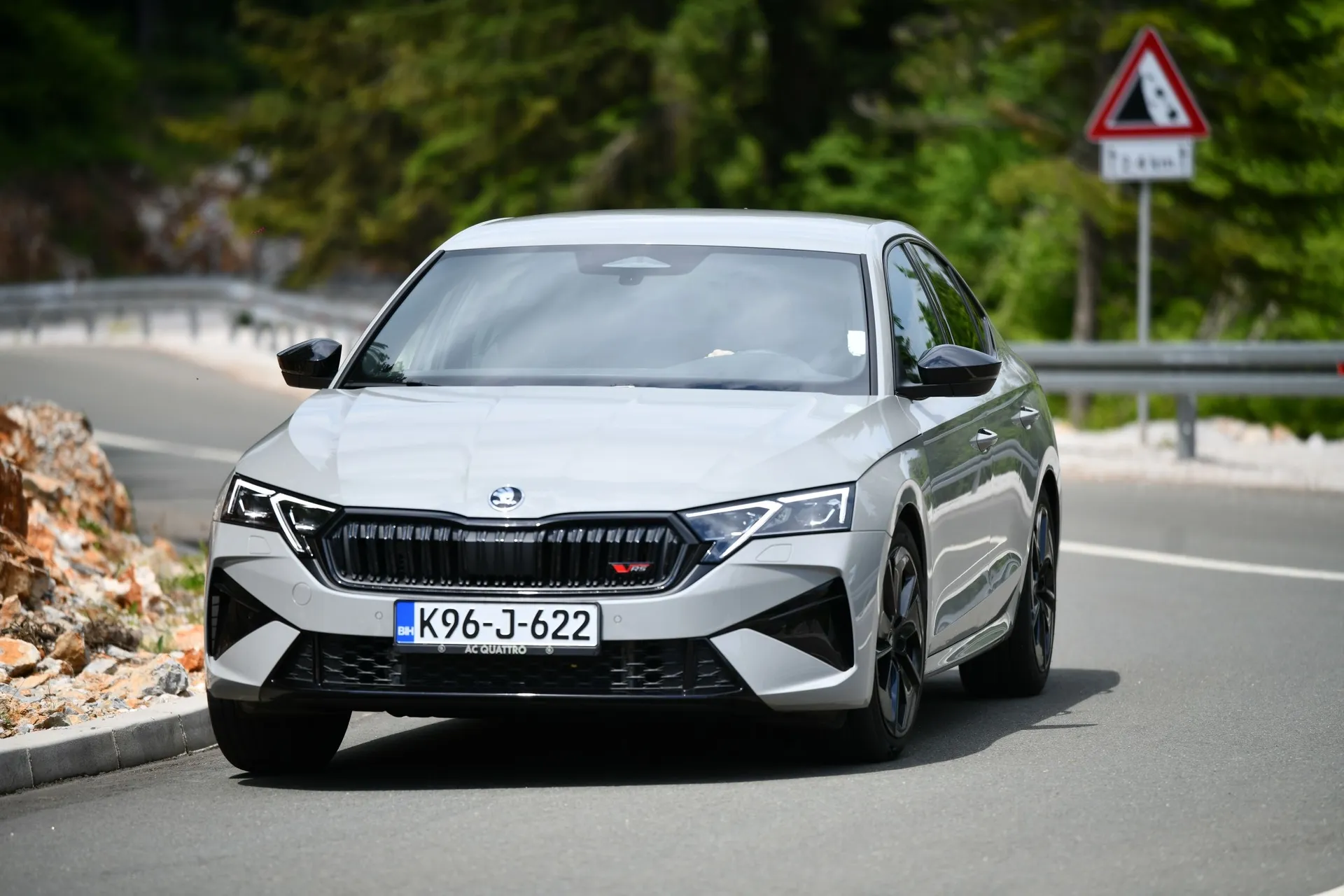 (VIDEO) Vozili smo Škoda Octaviju RS, porodično vozilo sa sportskim srcem