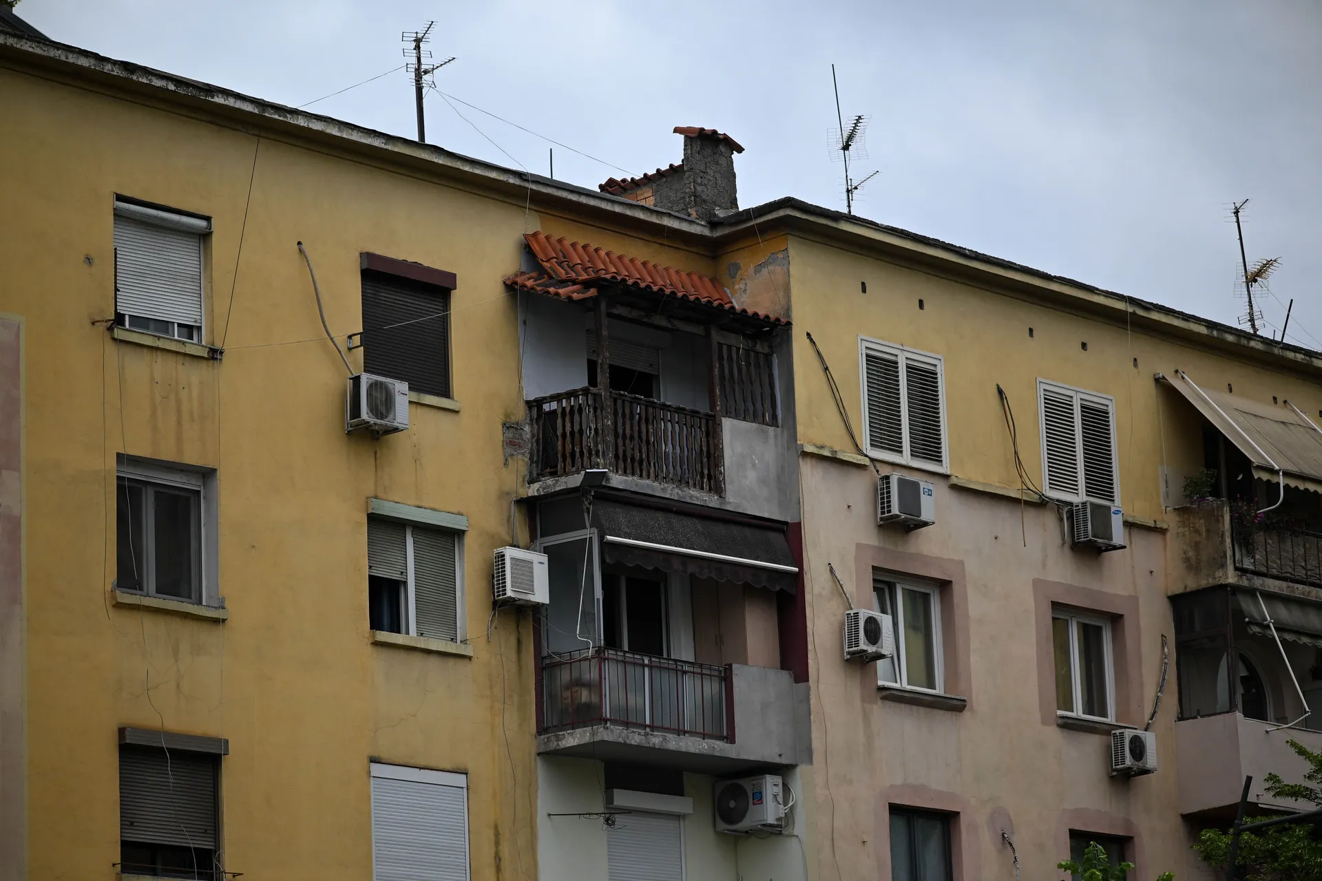 Moderna i brutalistička zdanja se isprepliću u Tirani