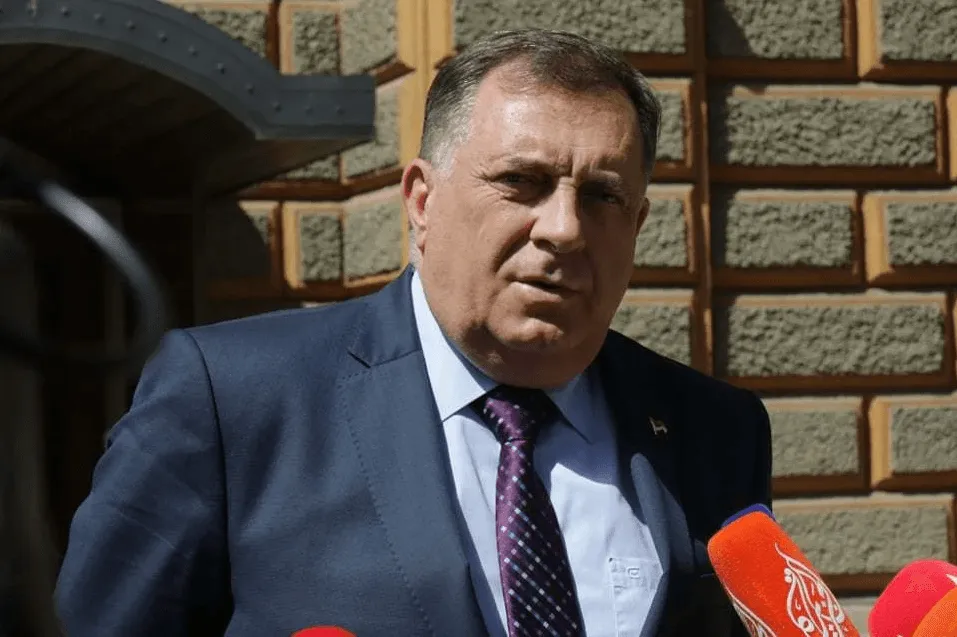 Dodik likuje zbog dešavanja ne sjednici PIC-a, kaže da su doživjeli "totalni fijasko"