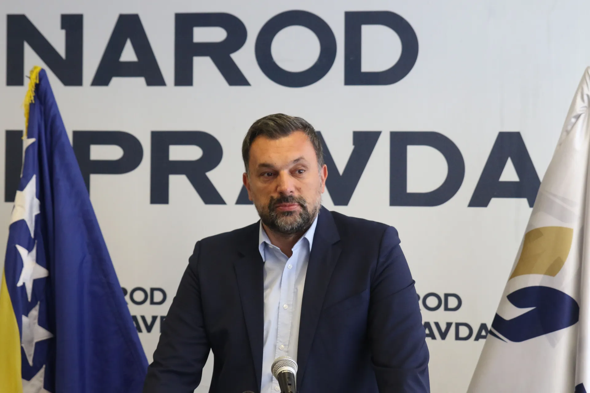 Narod i pravda: Šta je Izetbegović obećao Čoviću iza zatvorenih vrata?