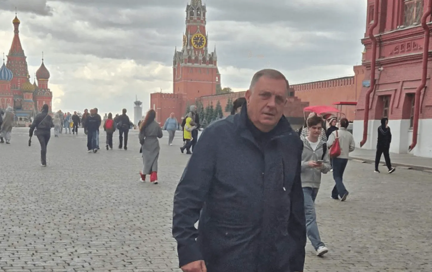 "Schmidt se povinovao američkoj administraciji da ne bi završio na crnoj listi"