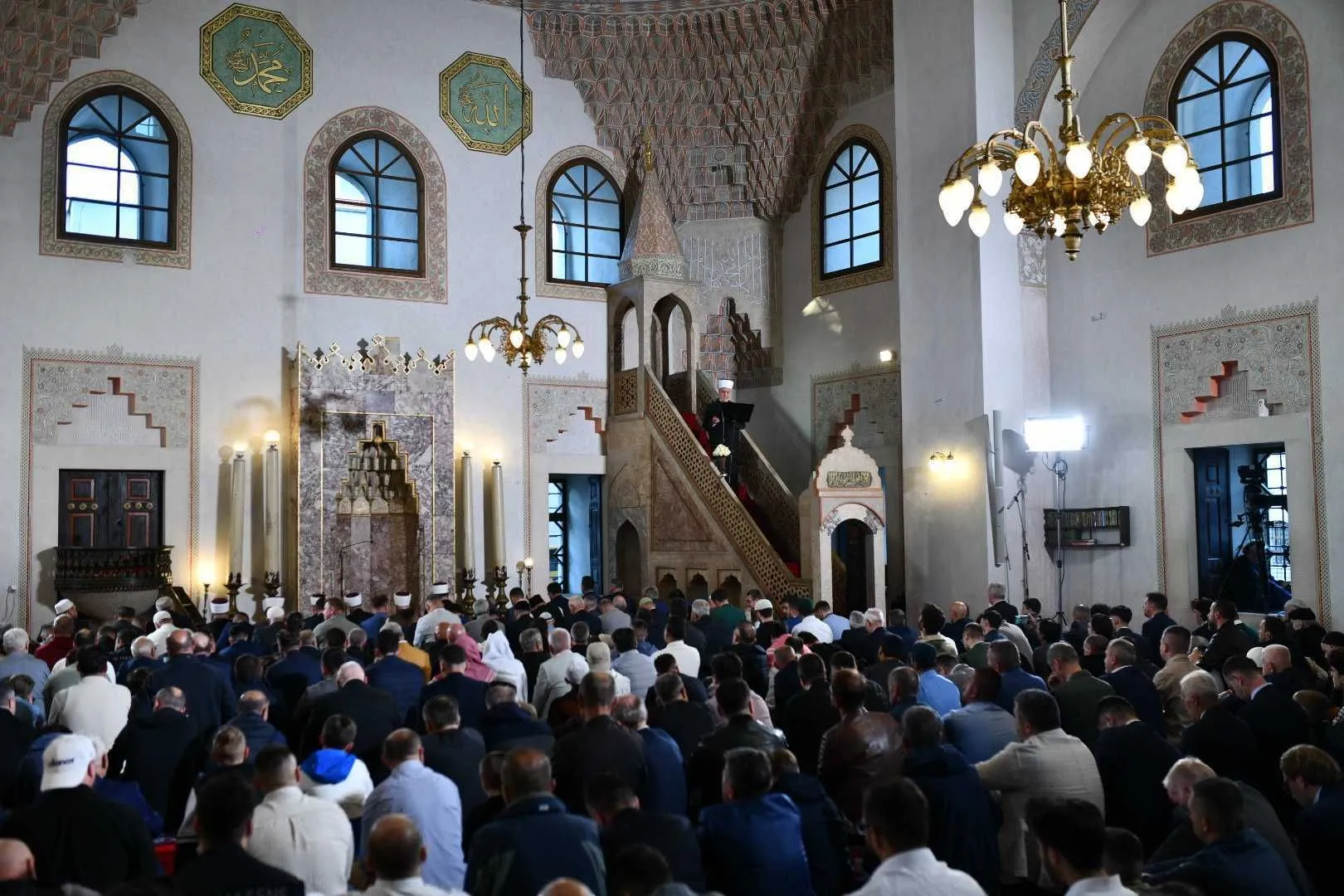 Bajramsku hutbu predvodio Husein-ef. Kavazović
