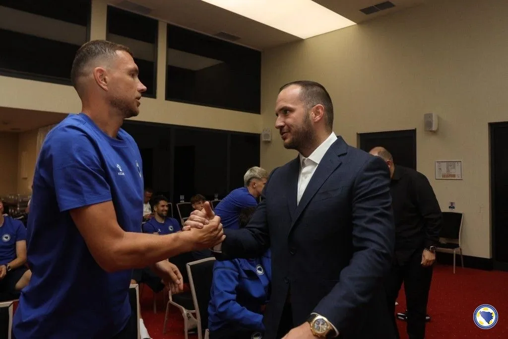 Vico Zeljković obišao Zmajeve
