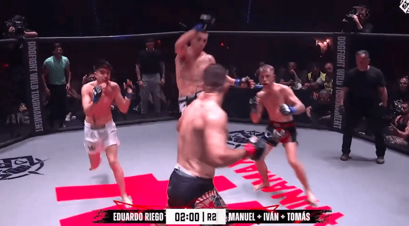 (VIDEO) Tri amatera protiv profesionalnog MMA borca, pogledajte ko je pobijedio