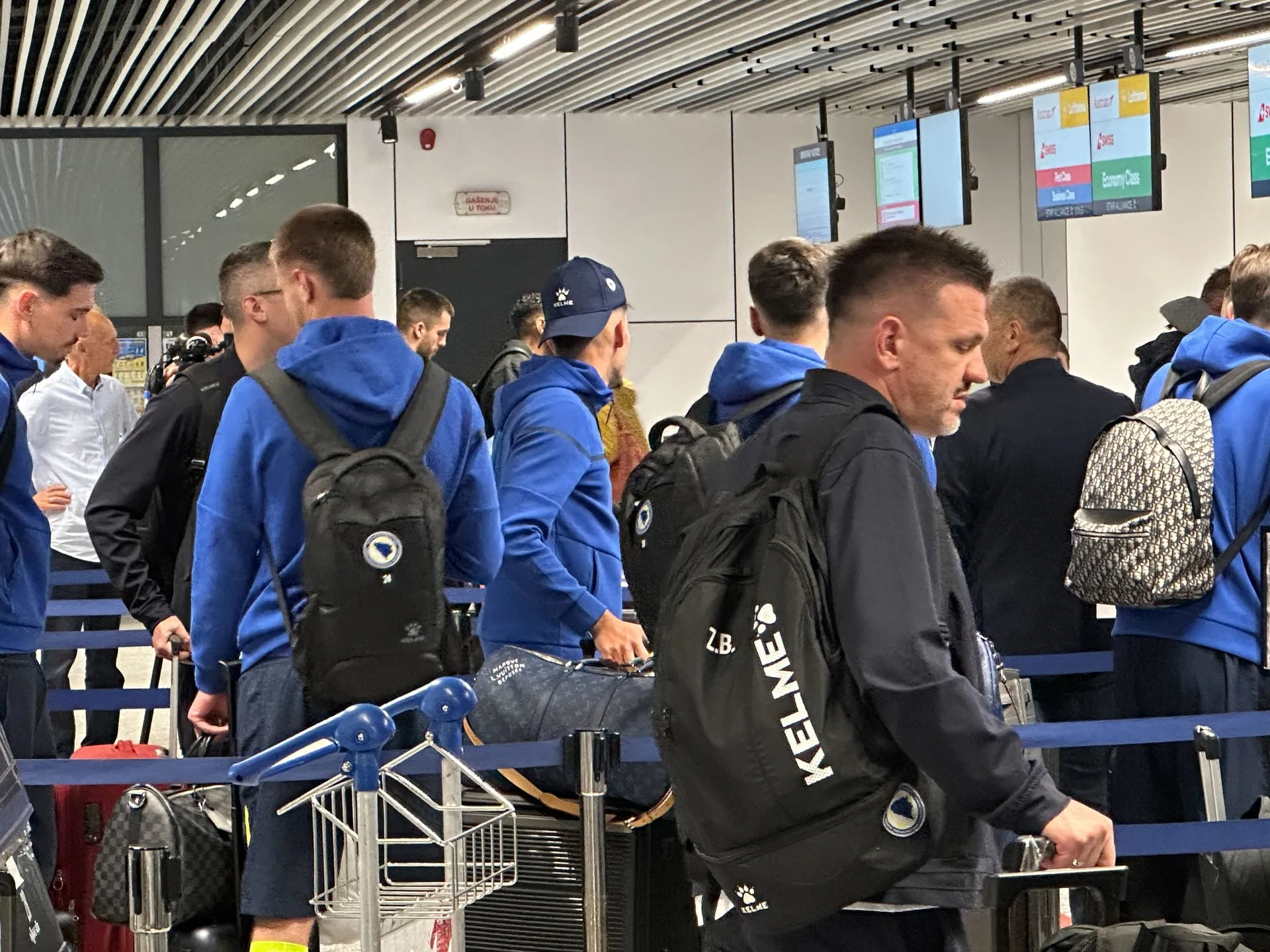 Zmajevi na sarajevskom aerodromu