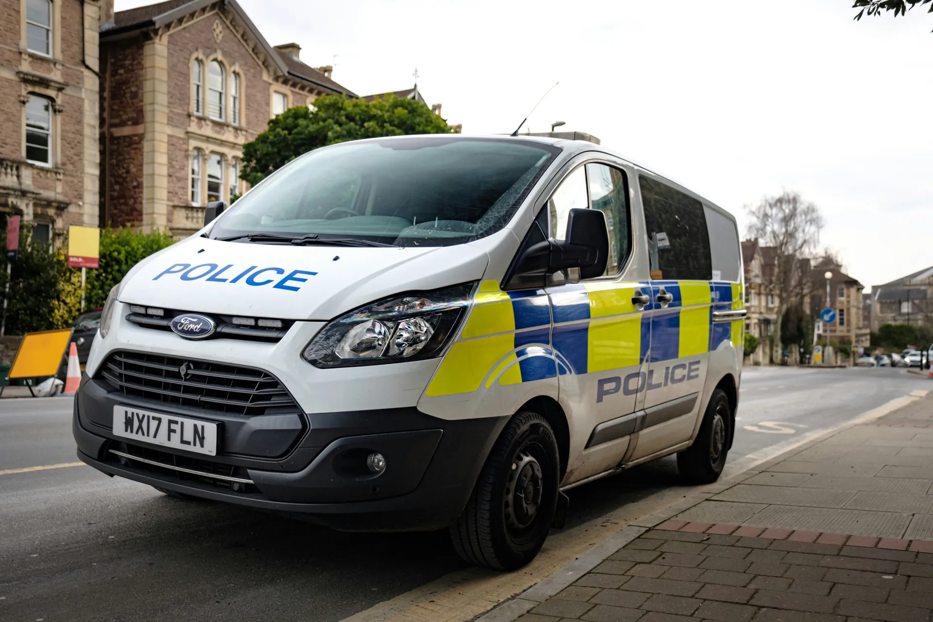 Britanku udarilo policijsko vozilo 2019. godine, sada se nagodila za 1.3 miliona funti