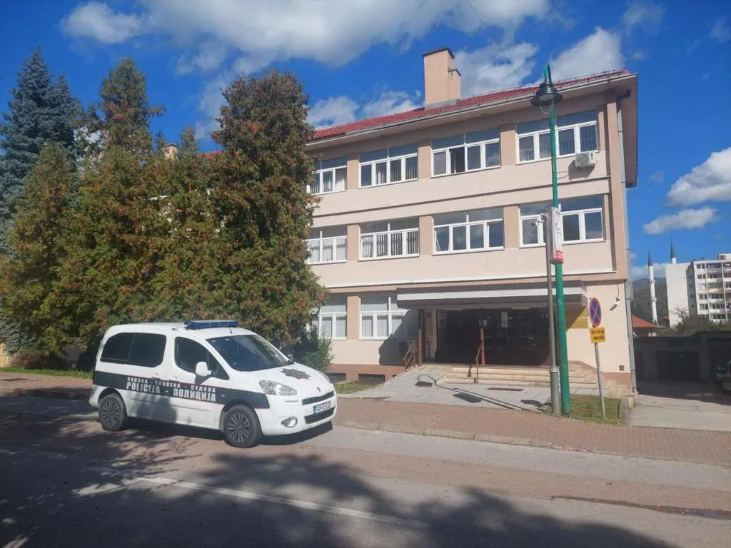 U BiH izrečena prva kazna za obijesnu vožnu, vozač mora platiti više od 3.000 KM