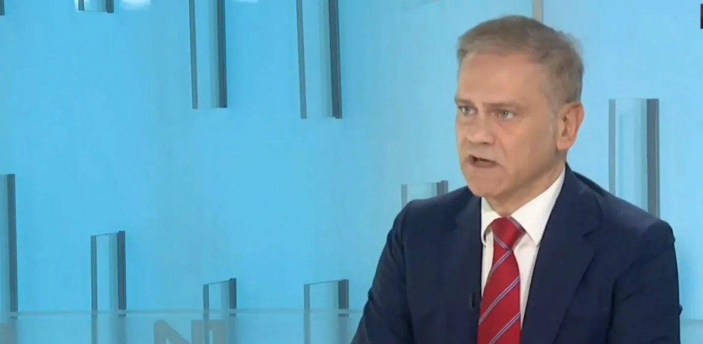 Stefanović optužio Vučića za organizovanje spornog čarter leta: Bruka i sramota za Srbiju