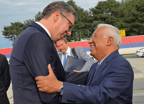 Vučić sa Costom: "Pridruženje EU i dalje strateški cilj Srbije"