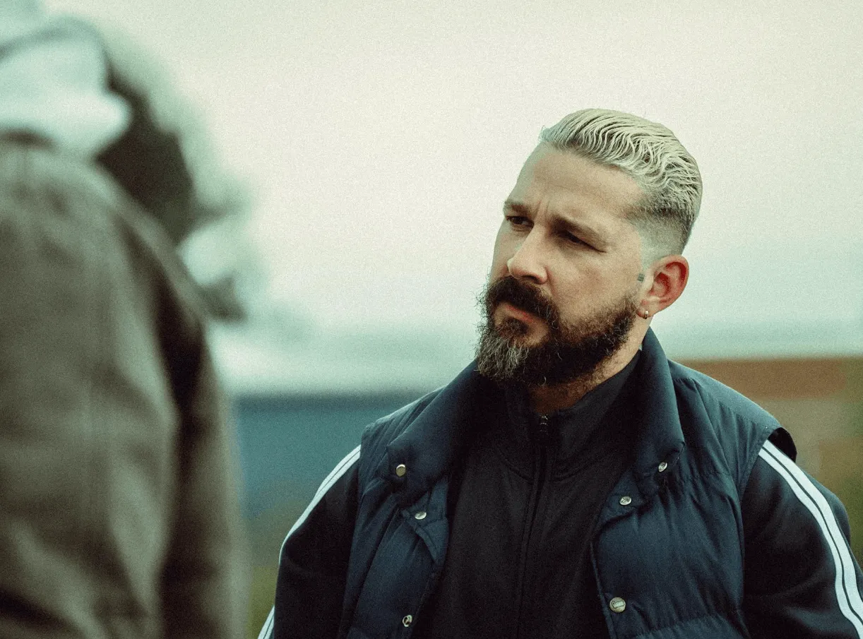 Slavni glumac Shia LaBeouf priznao krivicu za napad na tri osobe, osuđen na uvjetnu kaznu