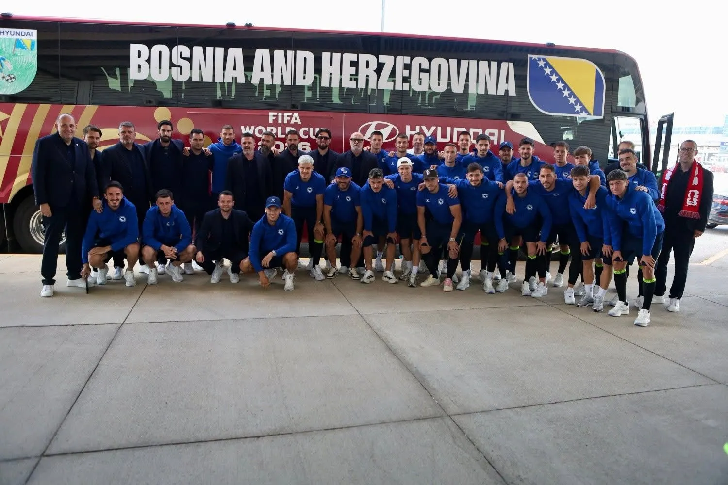 Zmajevi stigli u Toronto, dočekao ih autobus ukrašen crtežom sedmogodišnjeg navijača