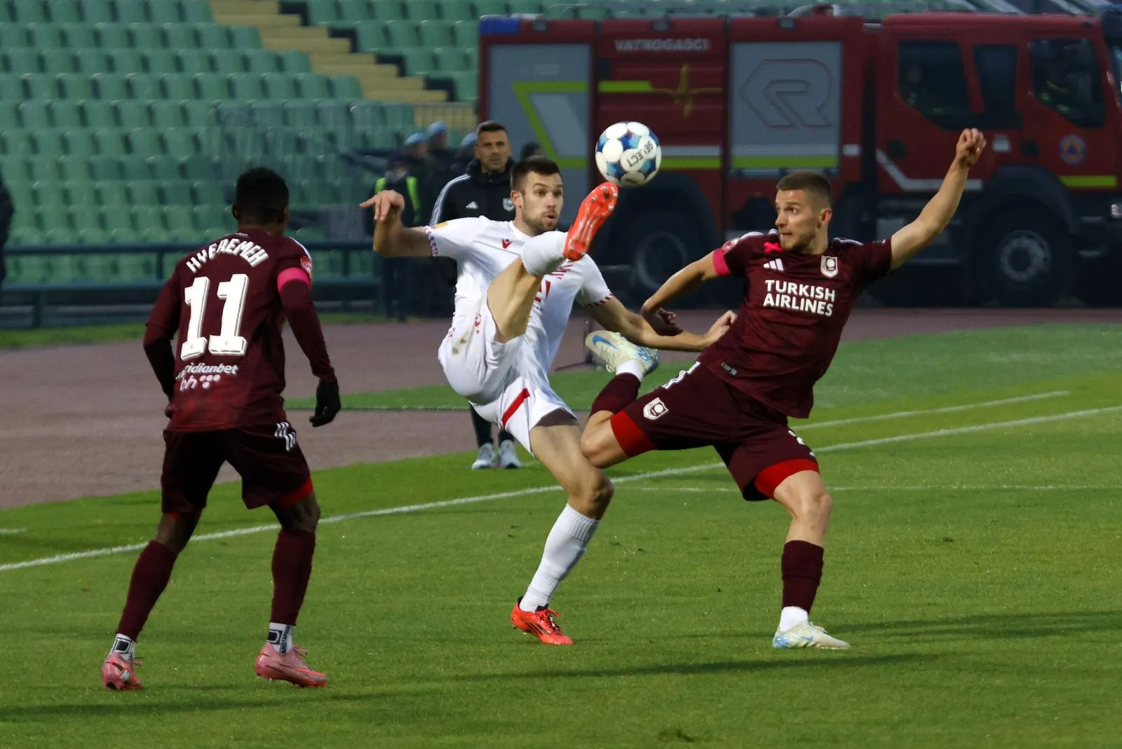 (VIDEO) Ostaje u Mostaru: Mario Ćuže i dalje nosi dres Zrinjskog