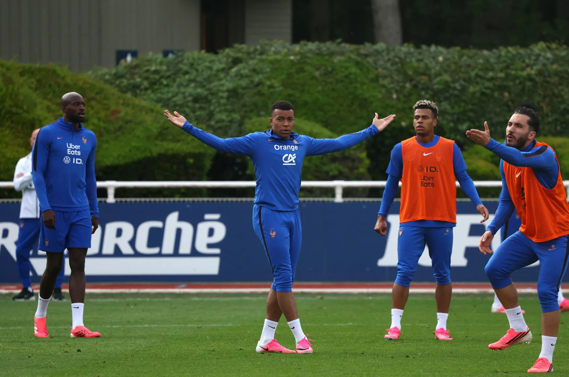 Tenzije u Francuskoj uoči početka Mundijala, Mbappe predvodi pobunu protiv Saveza