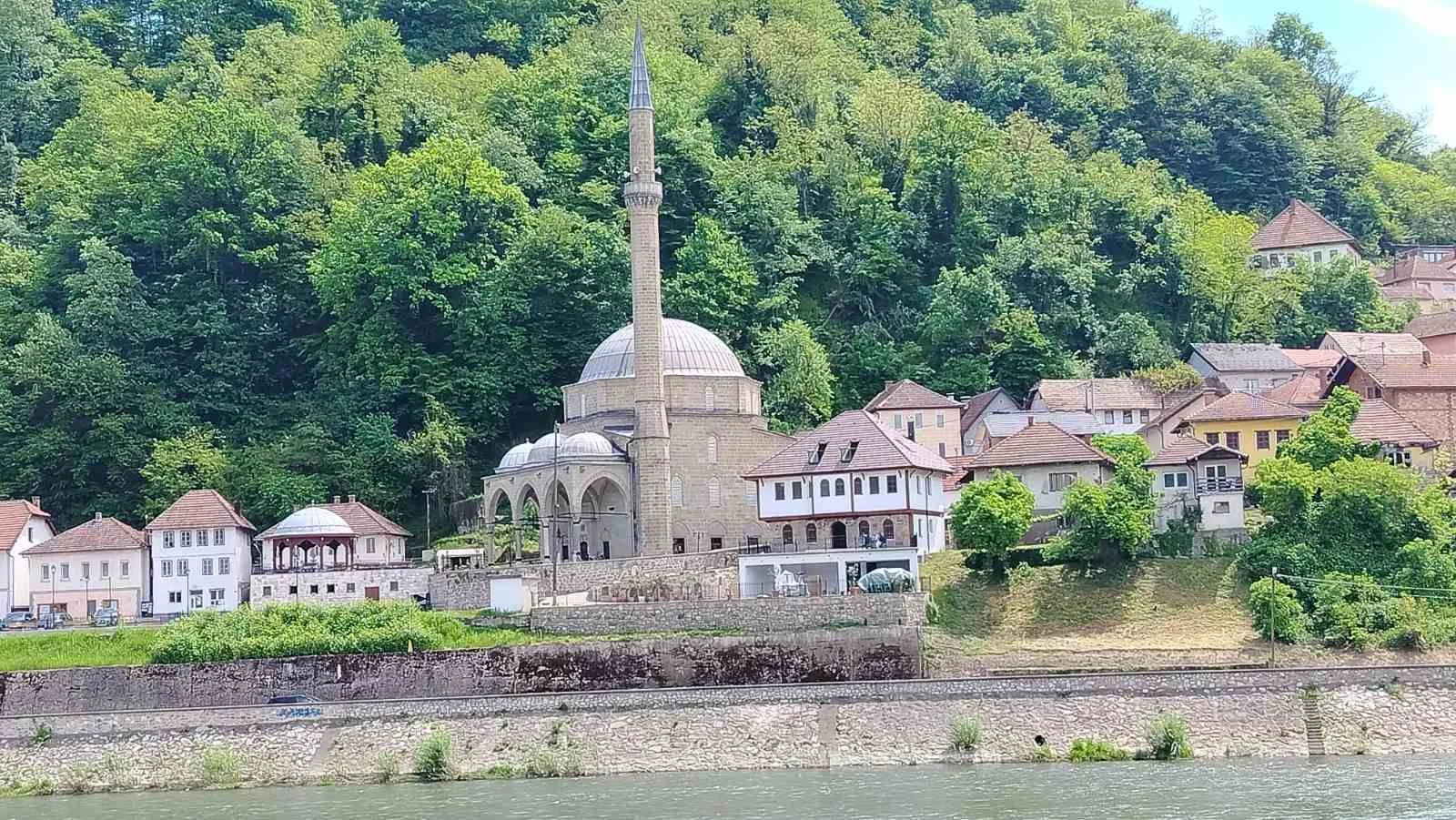 Konak probudio Čaršiju, ljudi se dive ljepoti obnovljenog objekta tradicionalne bosanske arhitekture