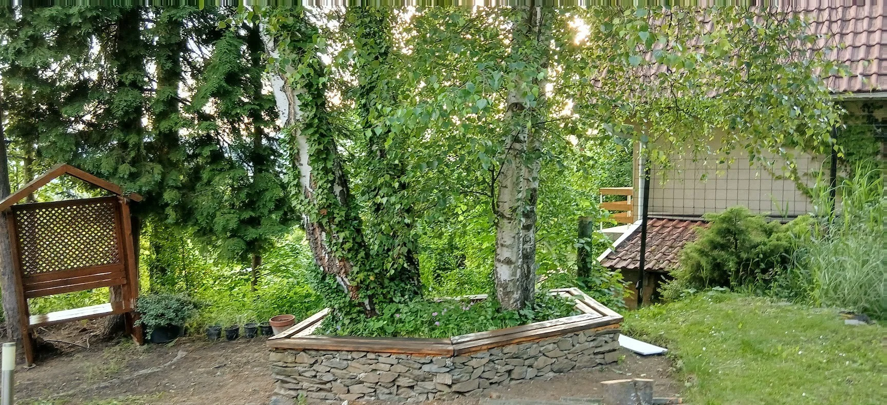 Dolaze vrući dani, kako razmisliti i osmisliti udobnosti u vrtu?
