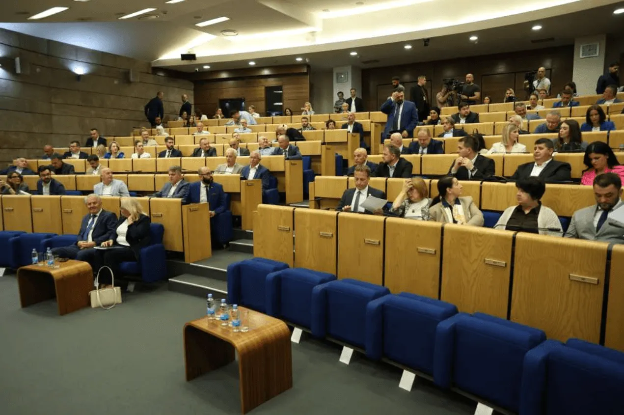 Predstavnički dom usvojio specijalni zakon o Novoj Željezari Zenica, oglasio se i Nikšić