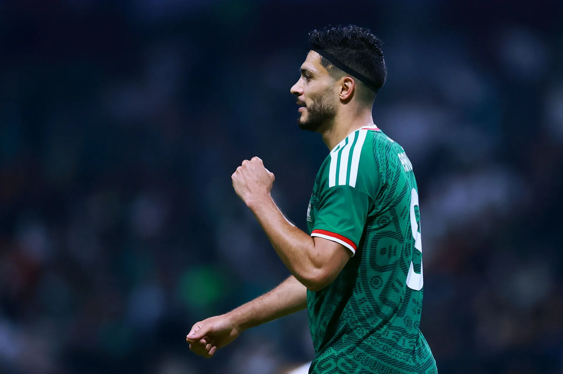 Žele povratak u Premier ligu: Raul Jimenez ponovo oblači dres Wolvesa