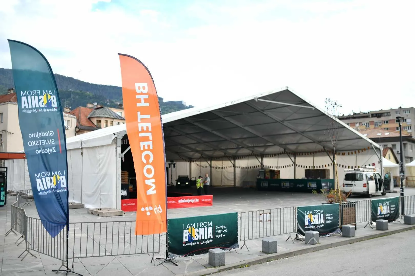 U Starom Gradu dvije zvanične fan zone: na Trgu oslobođenja - Alija Izetbegović i Trgu kod Vijećnice