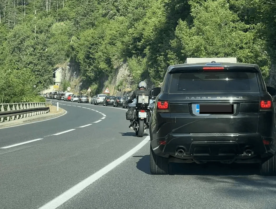 Magla, odroni i brojni radovi širom BiH, evo gdje se vozi usporeno