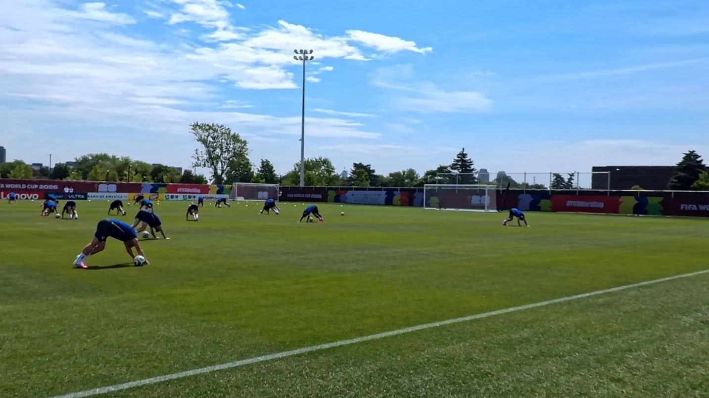 (VIDEO) Džeko trenirao punim intenzitetom, Čelik propustio trening