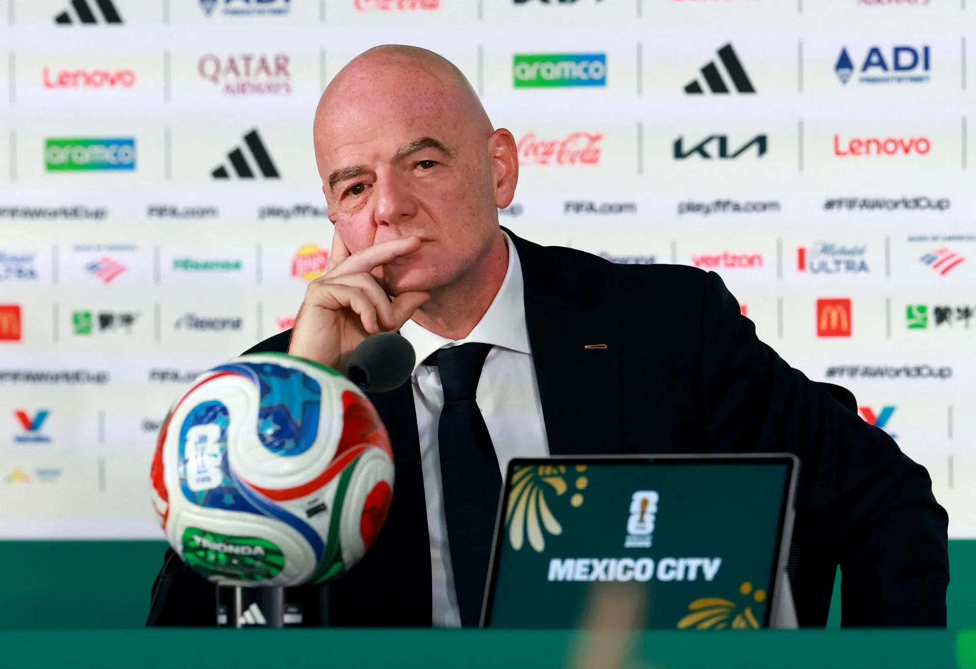 Infantino poručuje javnosti da se "opusti" nakon velikog skandala sa vizama za Mundijal