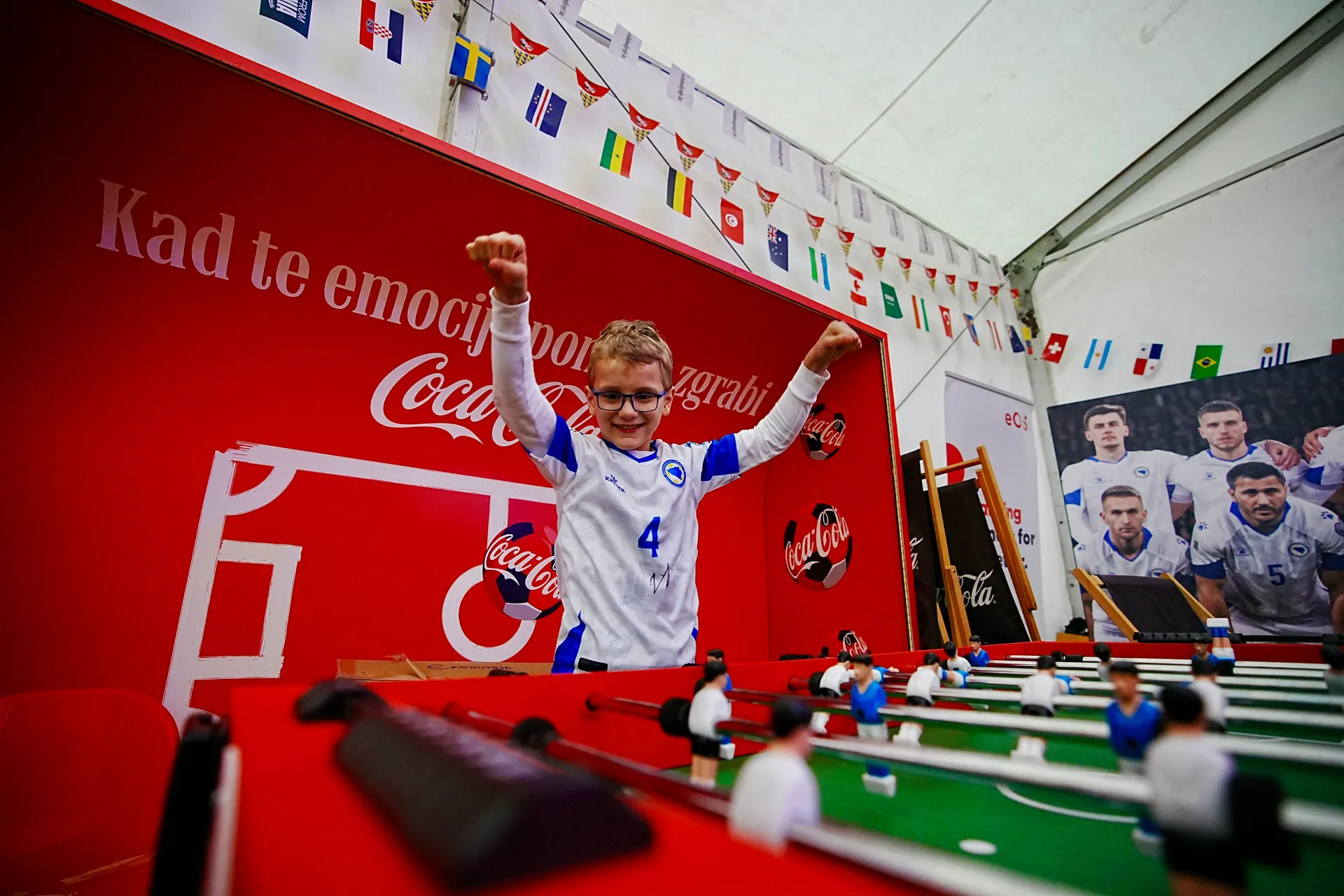 Otvorena zvanična fan zona "I am from Bosnia" na Trgu Alije Izetbegovića