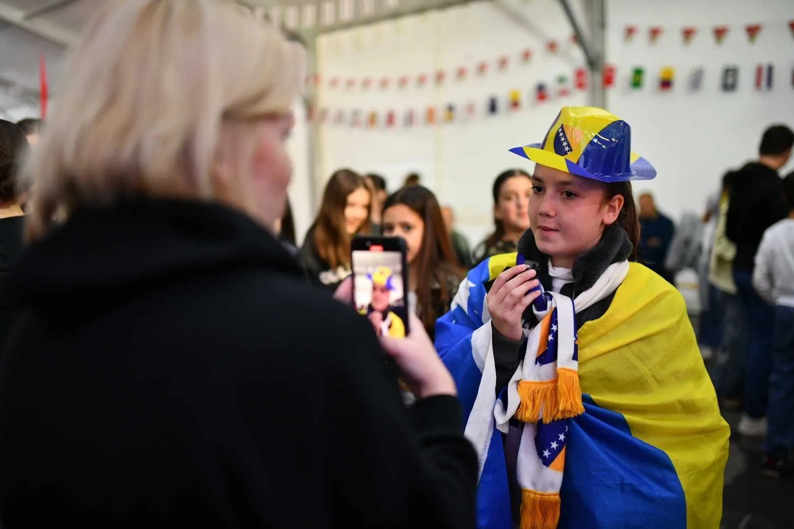 Otvaranje zvanične fan zone "I am from Bosnia" prekoputa Vijećnice