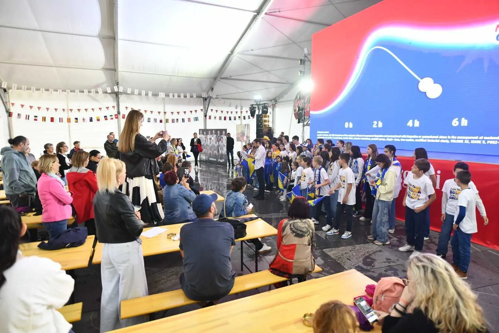Otvaranje zvanične fan zone "I am from Bosnia" prekoputa Vijećnice