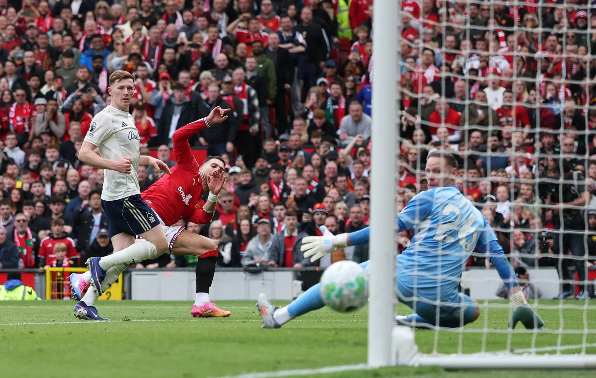 Manchesterski derbi i na transfer tržištu, United i City u borbi za skupocjenog igrača